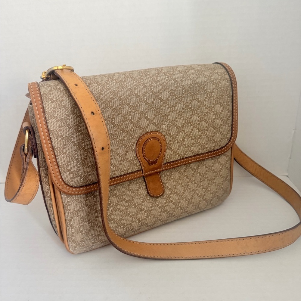 Celine Macadam Shoulder Bag Beige
Brown Leather